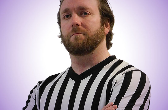 Referee Damien Saint